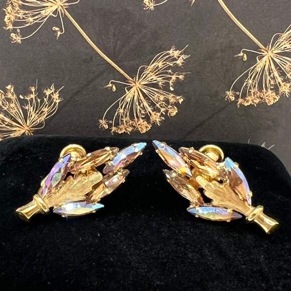 Costume Jewelry Jewelry - Amber AB Navette Leaves Screwback Earrings